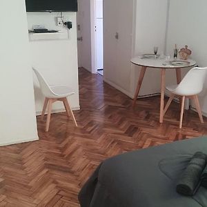 Departamento En Almagro, 2 Huespedes